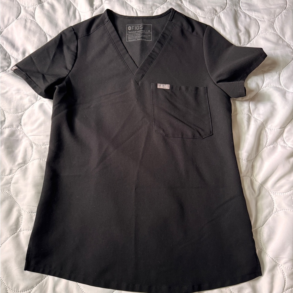 Figs Black Catarina One Pocket Scrub Top